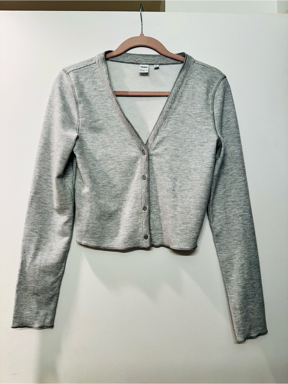 Aritzia TNA Wafflex Stopover Grey Long Sleeve Button Down Waffle Shirt Top M - Picture 10 of 10